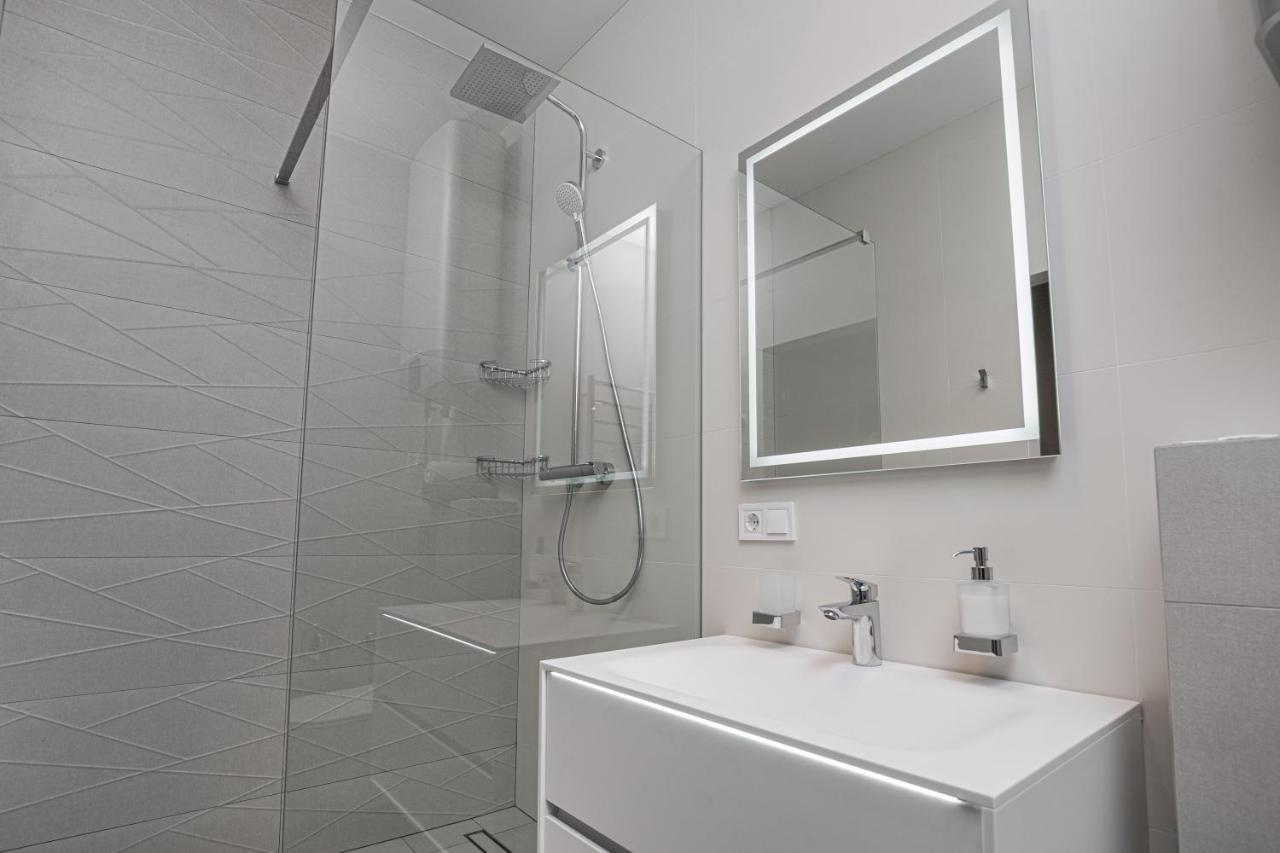 Pearl 45 Panoramic Sea View Apartment Odessa Exteriör bild
